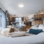酒店 The Gast House Zell Am 4*