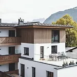 The Gast House Zell Am 4* 滨湖采尔