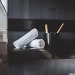 ذا جاست هاوس