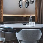 The Gast House Zell Am 酒店 4*