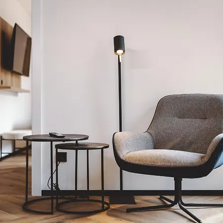 מלון The Gast House Zell Am 4*