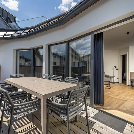 Hotel The Gast House Zell Am 4*