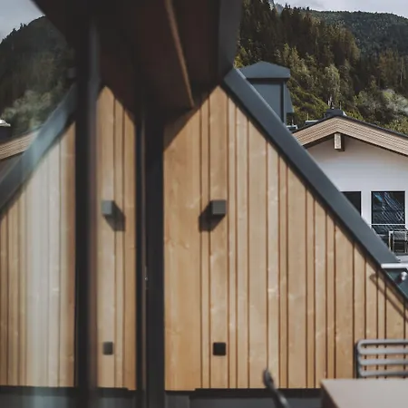 Hotel The Gast House Zell Am 4*