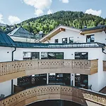 Szálloda The Gast House Zell Am